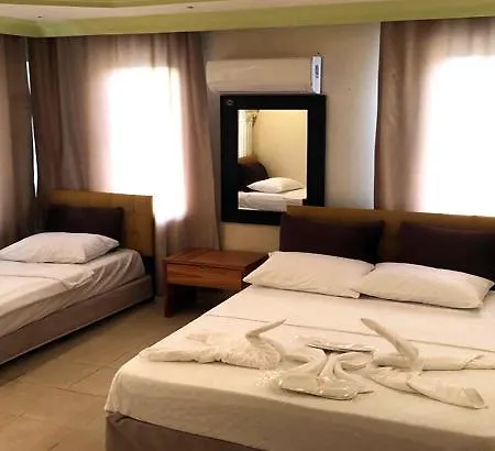 Deniz Hotel 4*